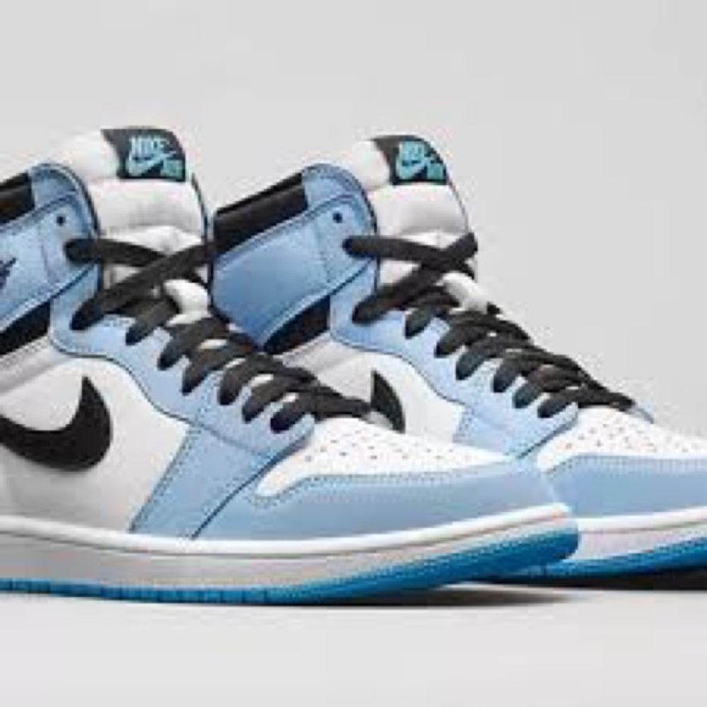 Brand New Jordan 1 High university blue